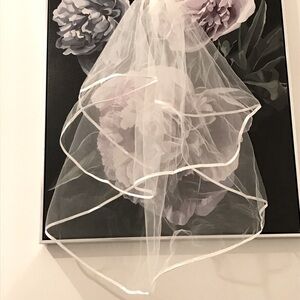 COPY - Elbow length satin trimmed bridal veil